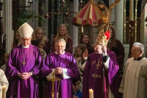 Kardinaal Ad Simonis overleden
